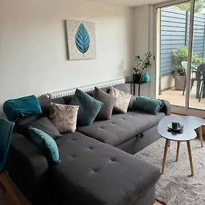 Au Calme Dans Maison En Rez De Jardin A 2,2 Kms Du Groupama Stadium Et Salle Ldlc Arena Meyzieu